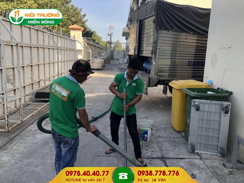 Hút hầm cầu trung tâm thương mại