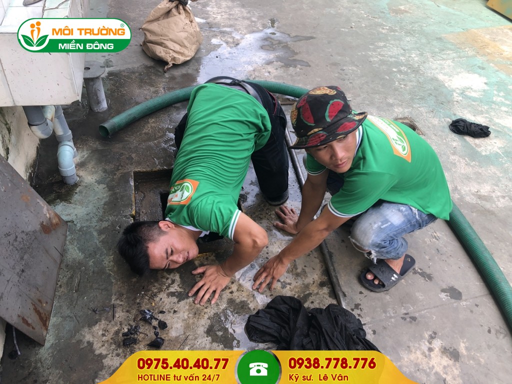 Hút hầm cầu trường học